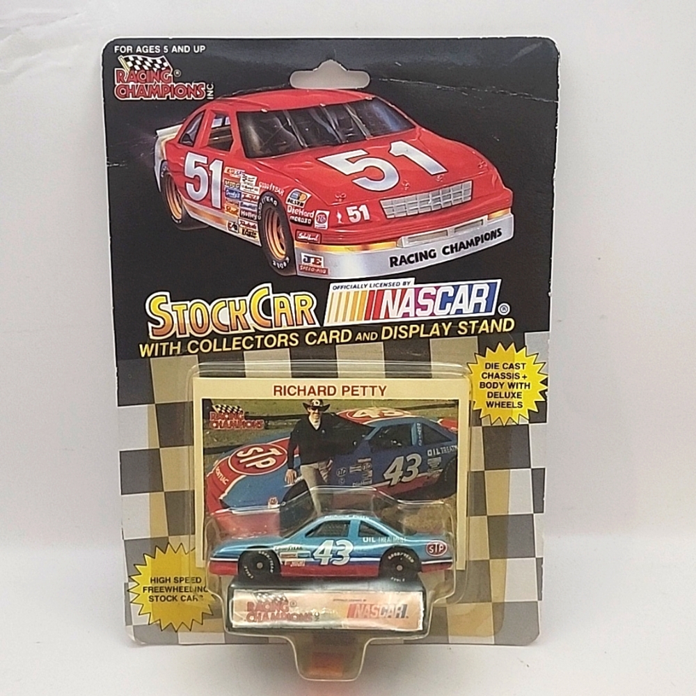 Racing Champions Stock Car Nascar Richard Petty NWT